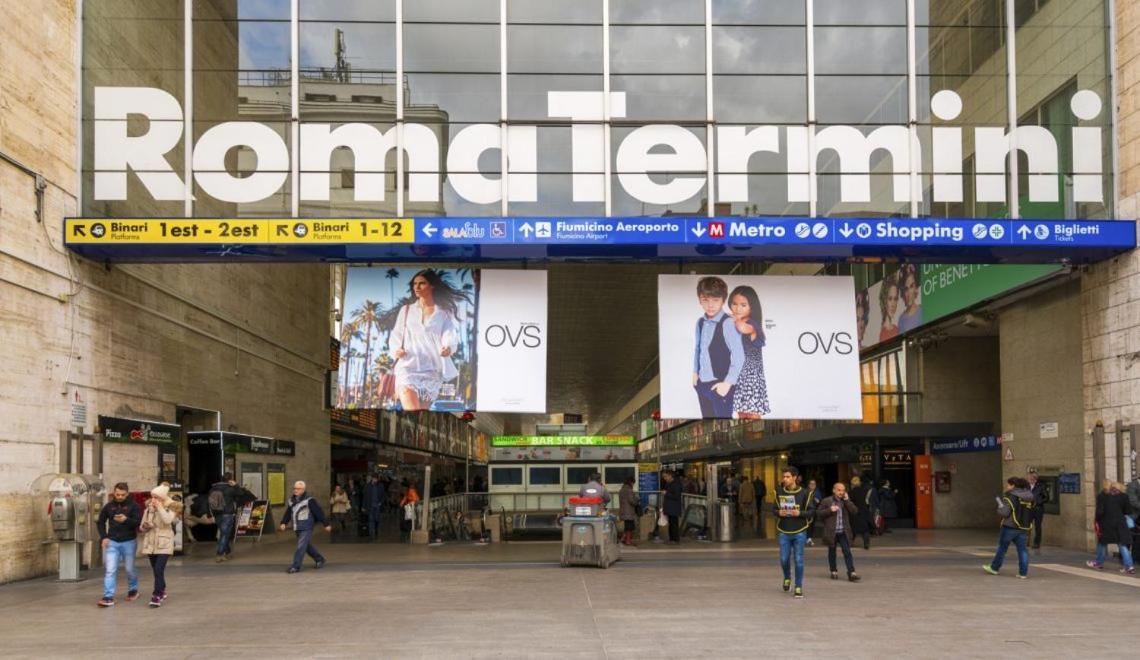 [Colosseo-Termini 5 ✶✶✶✶] Elegante Appartamento Roma Esterno foto